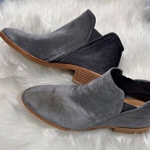 Gorgeous Boho-Chic Dolce Vita Velvet Ankle Boots, Size 10